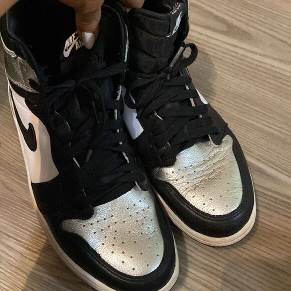 Nike air Jordan 1 black and silver - Picture 3 of 5